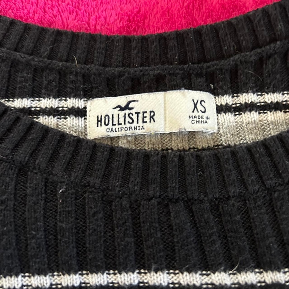 size xs HOLLISTER y2k sweater